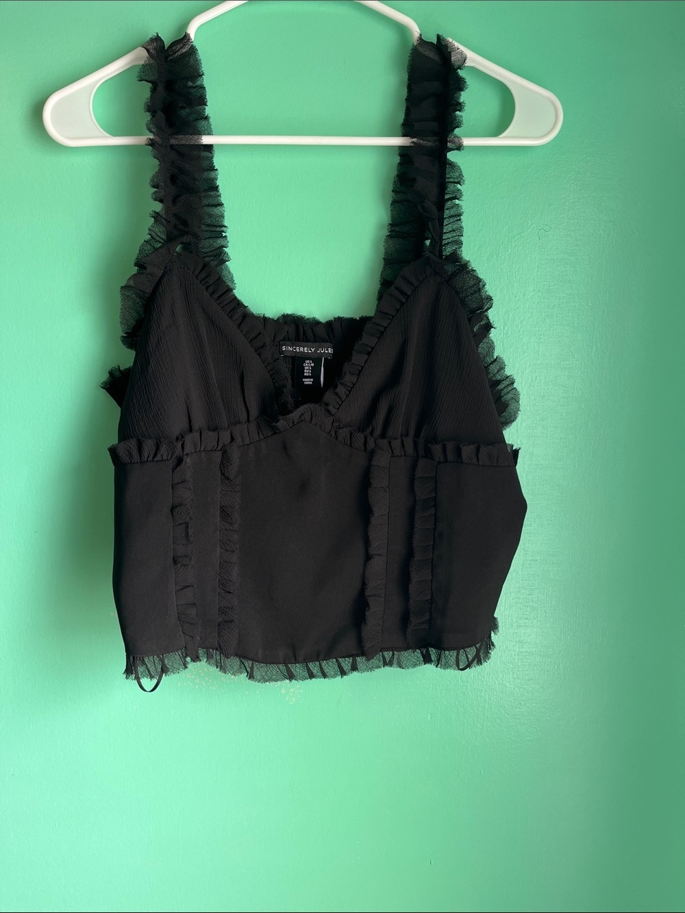 Sincerly Jules Black Ruffle-Trim Cropped Tank